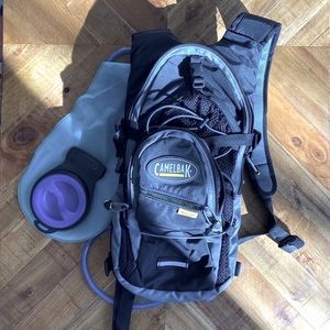 NWOT Camelbak M.U.L.E. 3L Hydration Pack